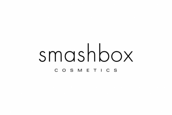 Партнер по работе фотографа Smashbox